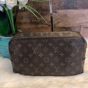 100% guarantee authentic Louis Vuitton trouse 28